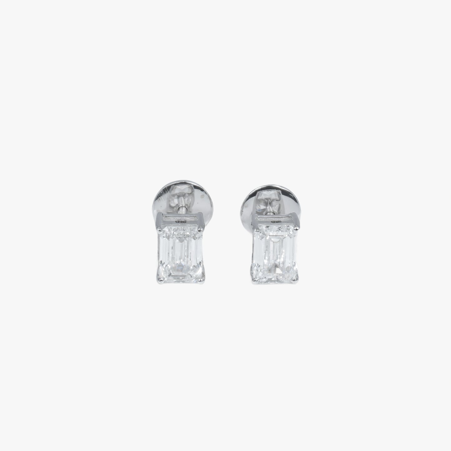 emerald solitaire studs wg