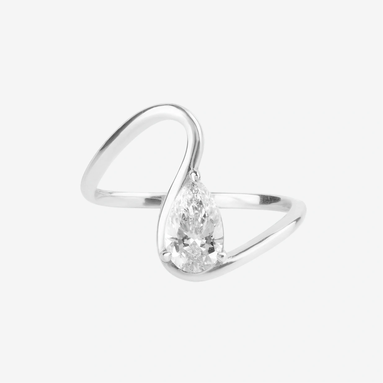 1 ct pear diamond in wave