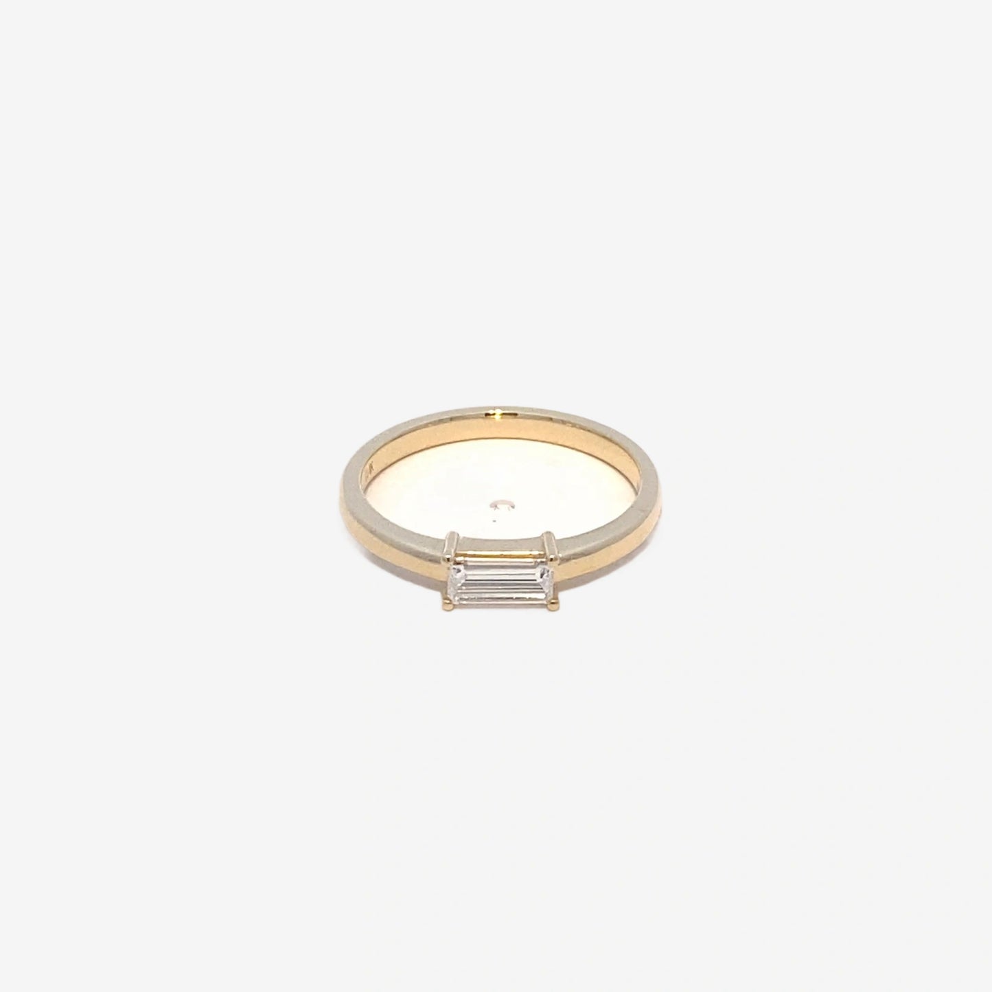 0.31ct petite single baguette ring