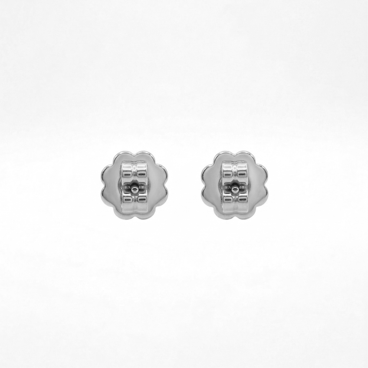 1ct emerald bezel studs