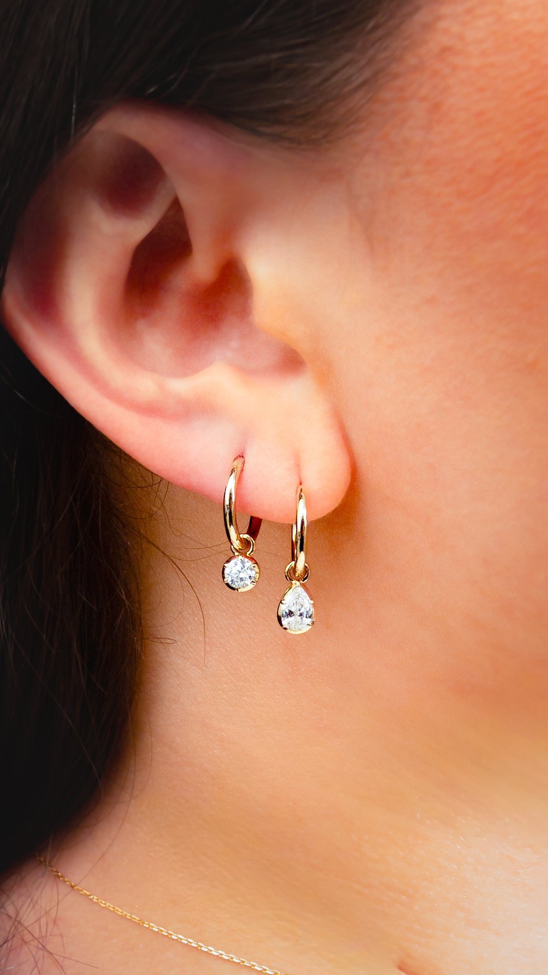 round bezel drop earrings