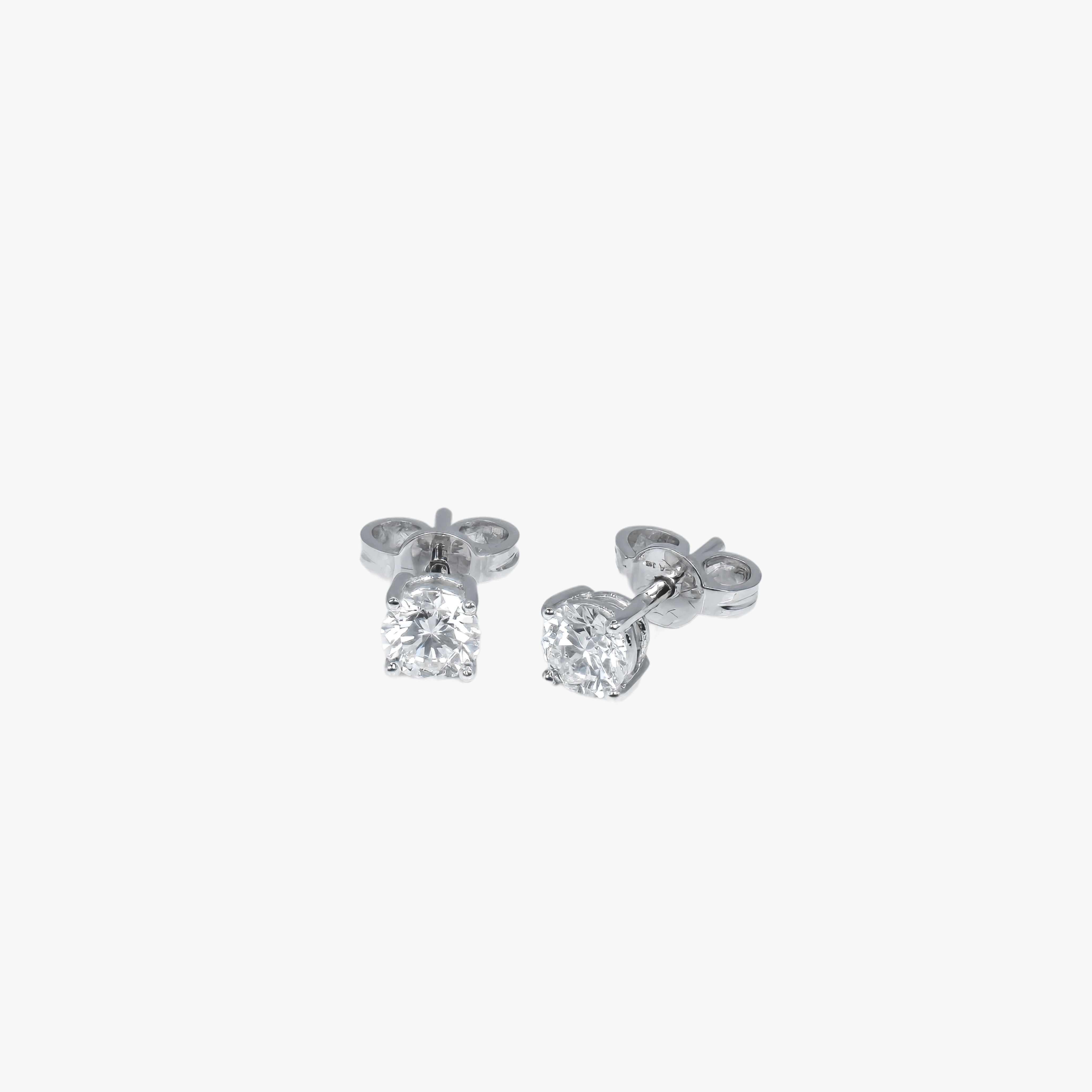 Round Solitaire Studs WG