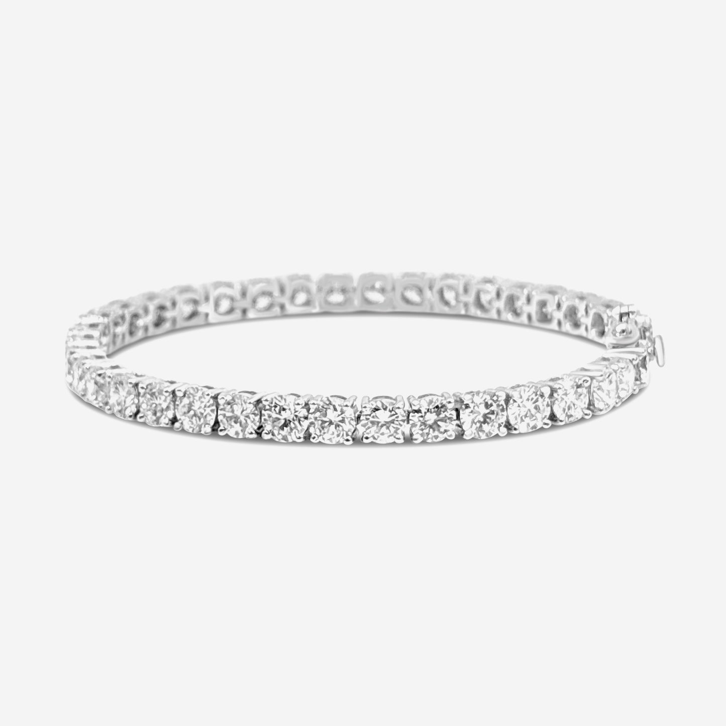 7.78ct classic diamond tennis bracelet