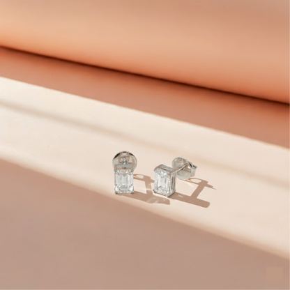 Emerald Solitaire Studs WG