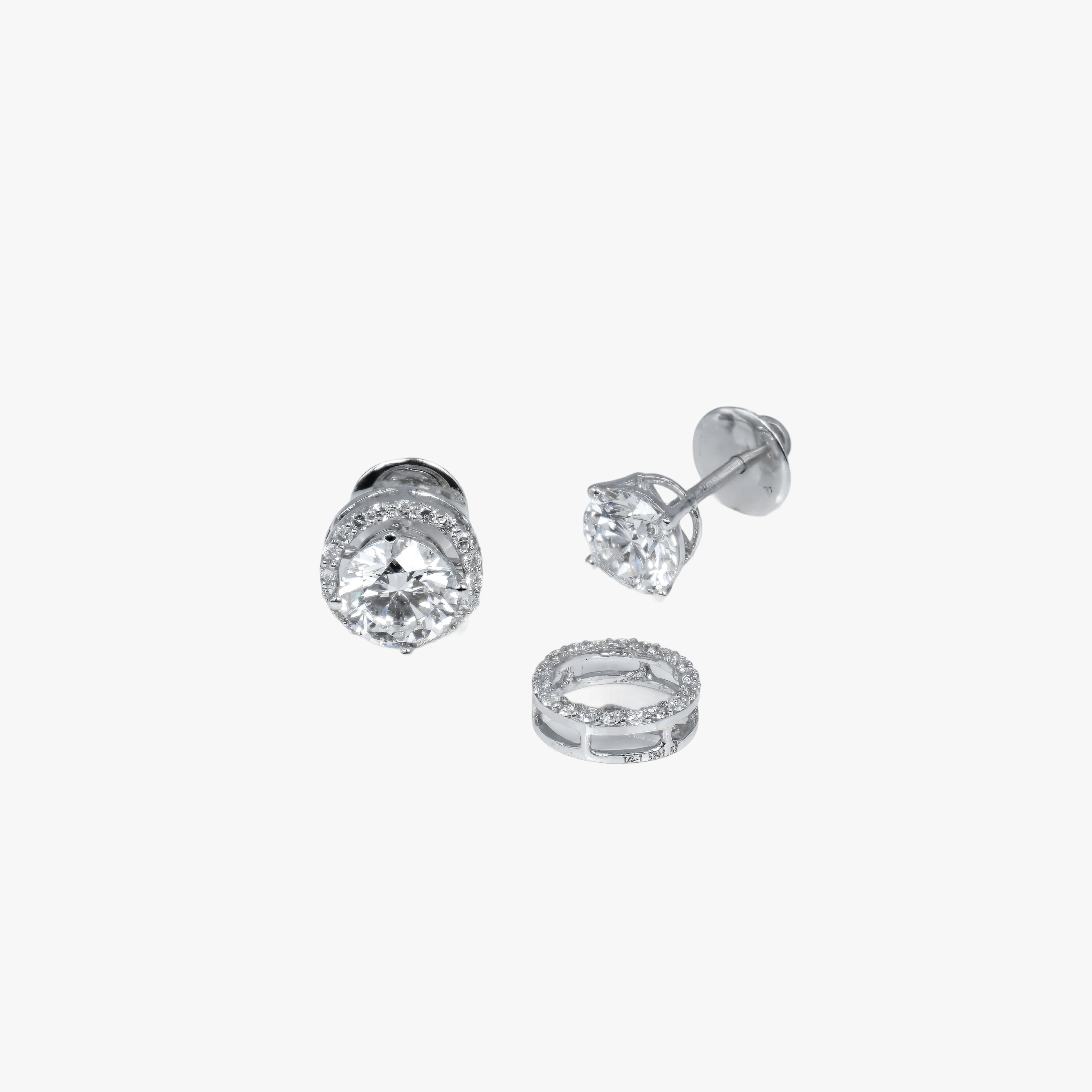 Round Solitaire Studs with Circle WG