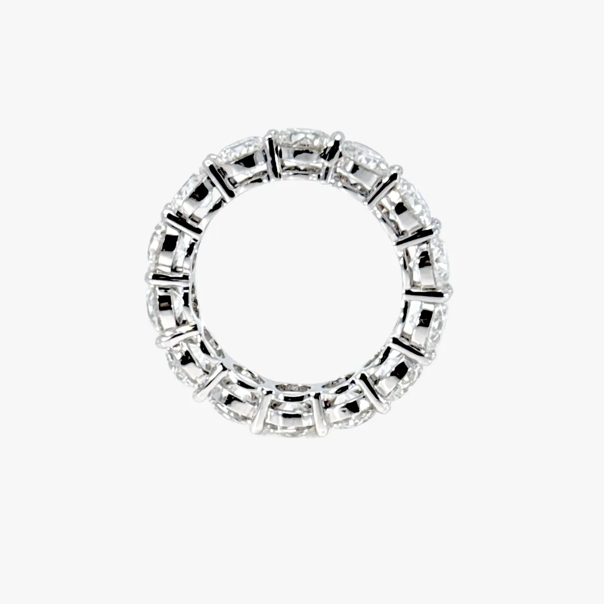 5.26ct round diamond eternity band wg
