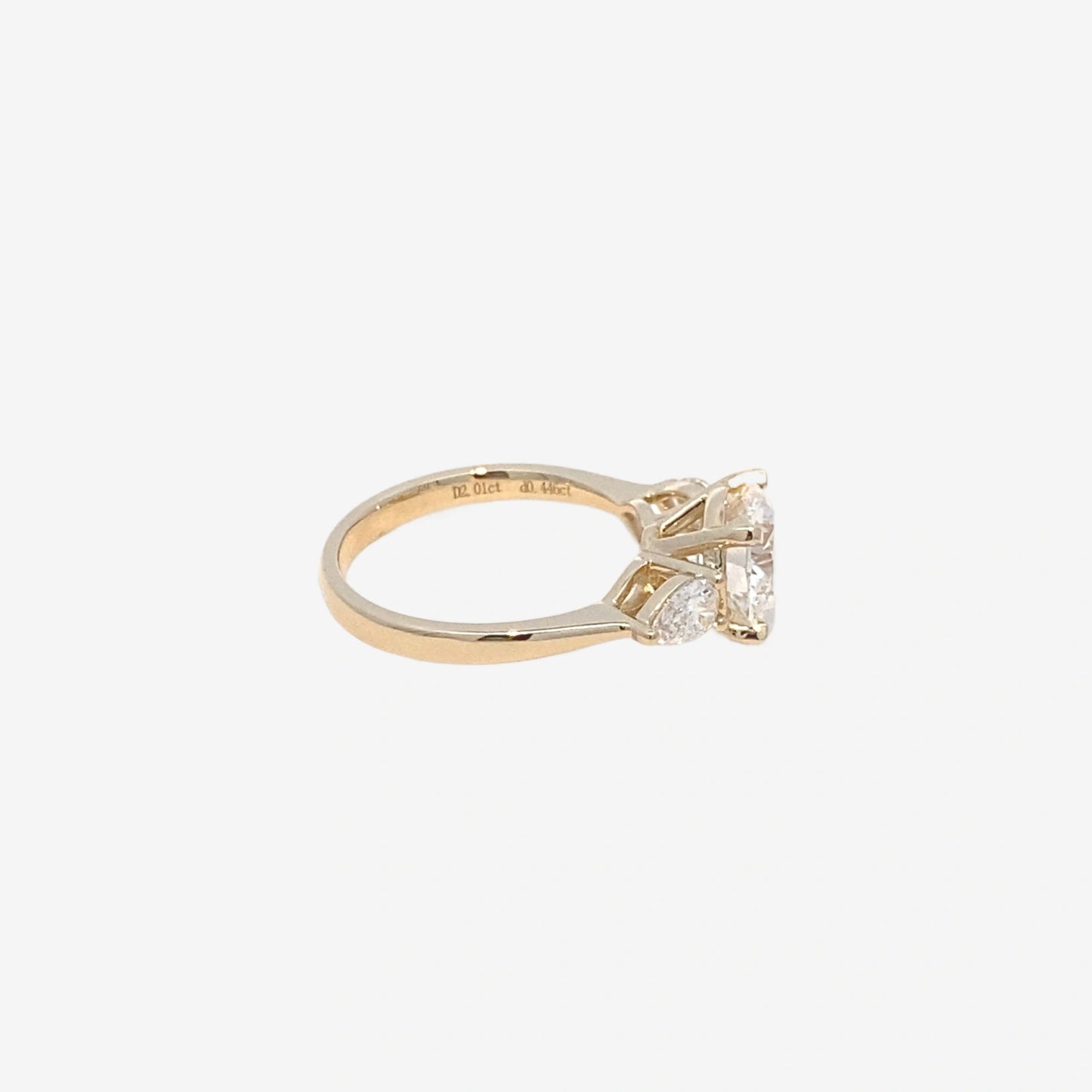 2ct round solitaire 3-stone with pears