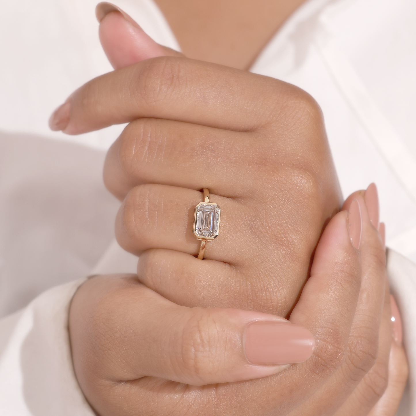 2ct emerald bezel solitaire ring