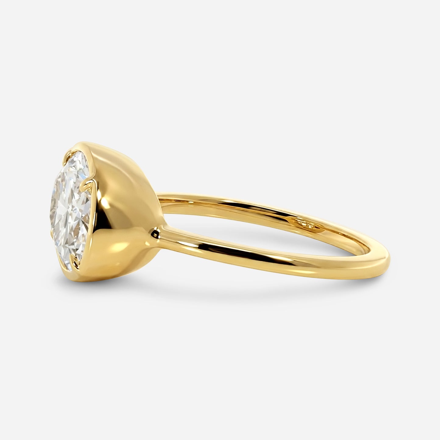 3.5ct oval e/w 4-prong bezel ring