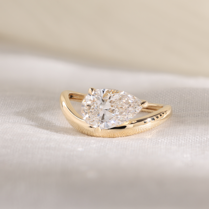 2Ct Pear Wave Solitaire