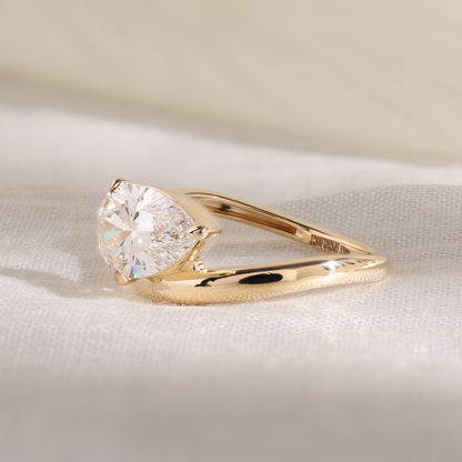 2Ct Pear Wave Solitaire