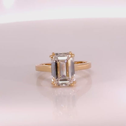 4 ct Classic Emerald Diamond Solitaire